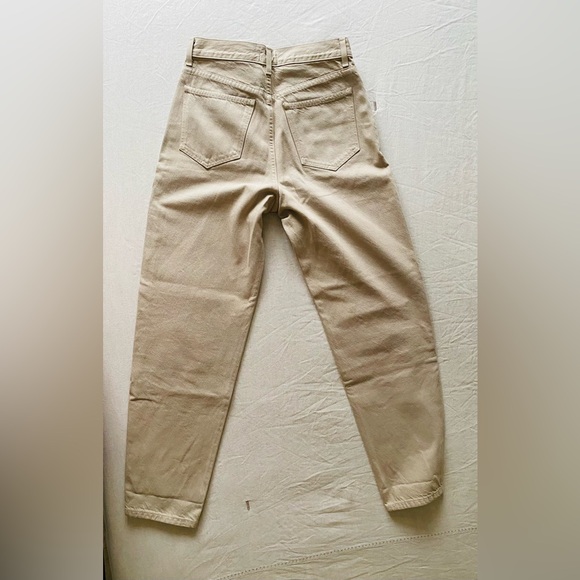 Doen 100% Organic Cotton Denim in Light Beige wash - Picture 4 of 5
